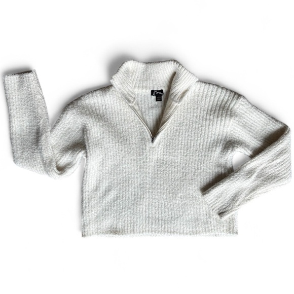 art class Other - girls art class cream knitted fuzzy soft style half zip sweater L 10/12
